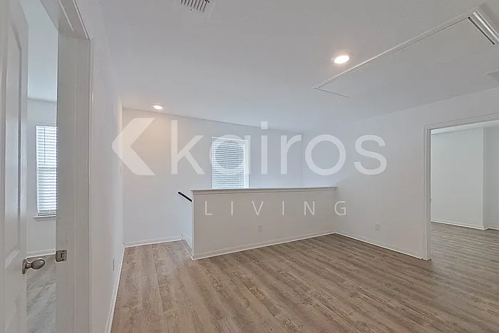 962 Shady Brk — Photo 10