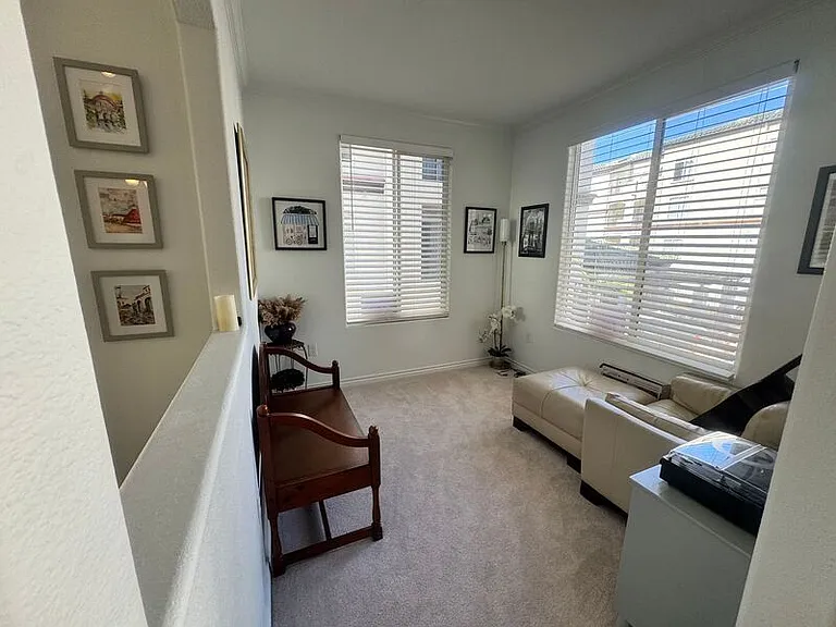 9263 Regents Rd #B210 — Photo 11