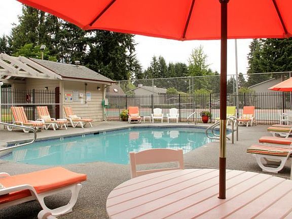 Play a game of tennis on the dual tennis court, cool off in the seasonal swimming pool or relax at the community BBQ.