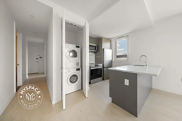 Rented by MySpaceNYC | media 4