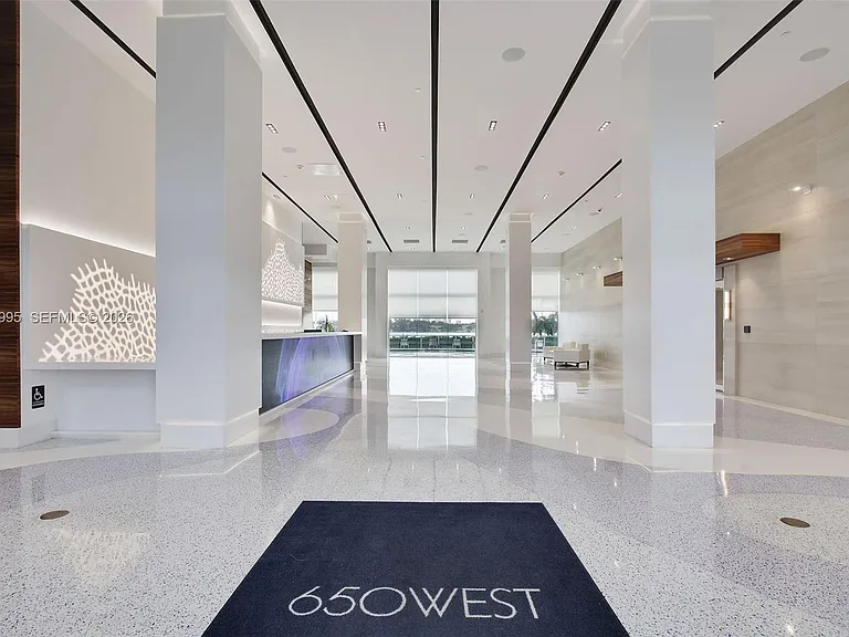 650 West Ave #805 — Photo 30