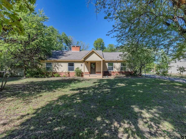 955 Jefferson St E, Sulphur Springs, TX 75482