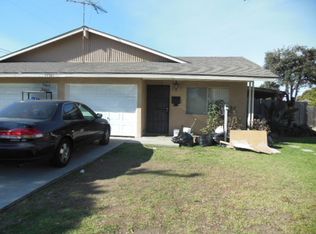 17561 Roxanne Ln APT A, Huntington Beach, CA 92647