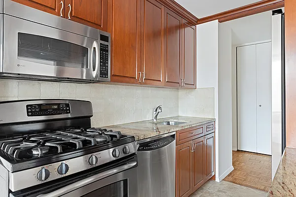 Sold by Corcoran | media 13