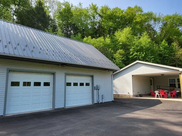 935 N Eaton Rd, Tunkhannock, PA 18657