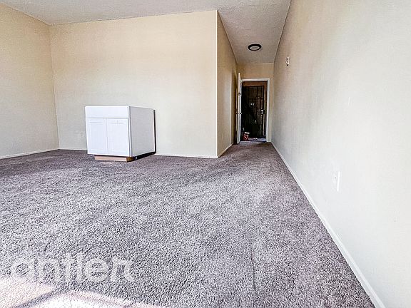 3rd image of 8734 Tobias Ave #B8