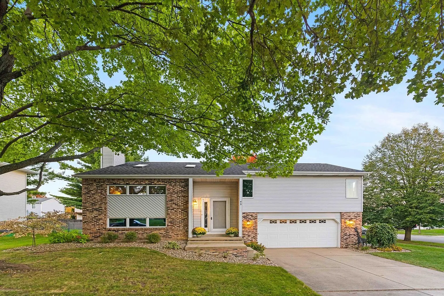 45 Aberdeen Way photo 1