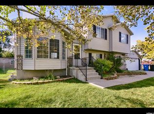 5798 S Garner Ct, Kearns, UT 84118