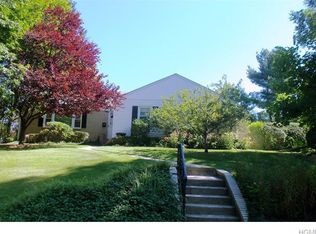 2 Highview Pl, White Plains, NY 10604