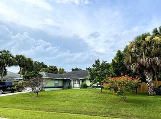 678 Jordan Ave, Sebastian, FL 32958
