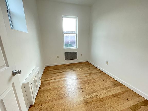 5th image of 2723 W 16th St #1