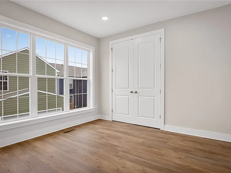 4022 Cottage Way — Photo 18