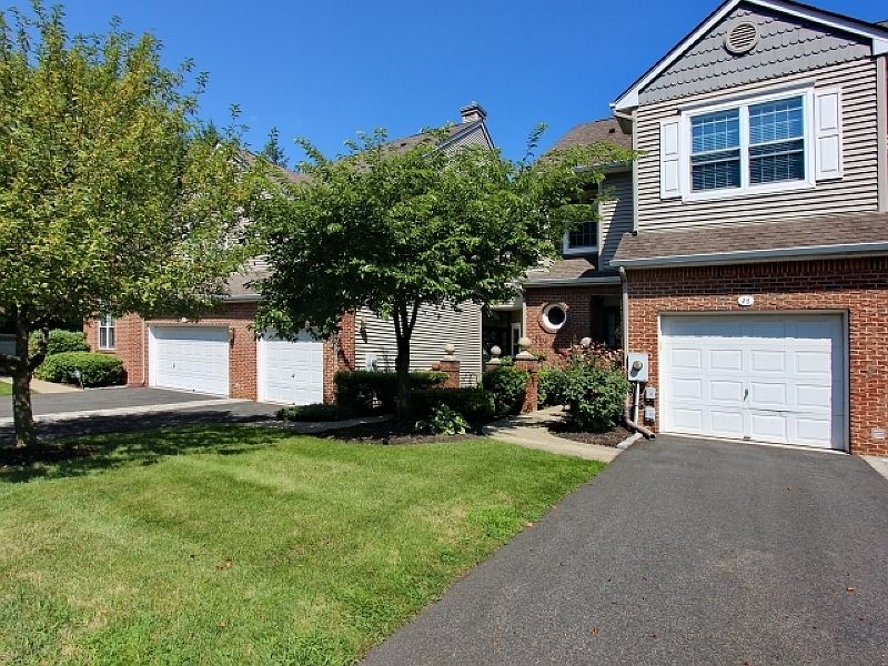 1st image of 24 Meeker Ct, C0044