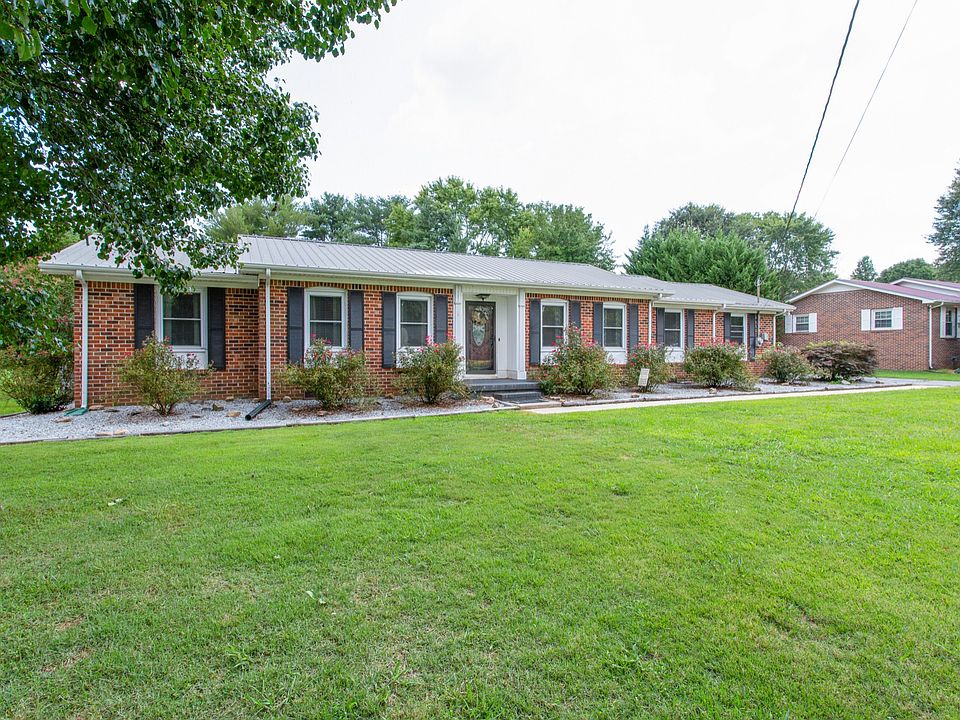 213 Hill St Estill Springs TN 37330 Zillow