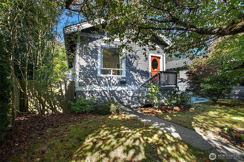 2nd image of 1147 Humboldt Street