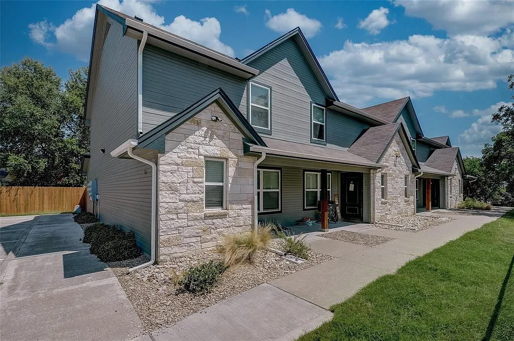 3 bed, 1500 sqft, $750 — Photo 1