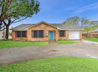 115 N Union St, Whitesboro, TX 76273