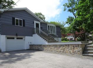 65 Greentree Dr, Scarsdale, NY 10583