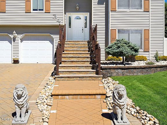 2nd image of 34 Bronia Street