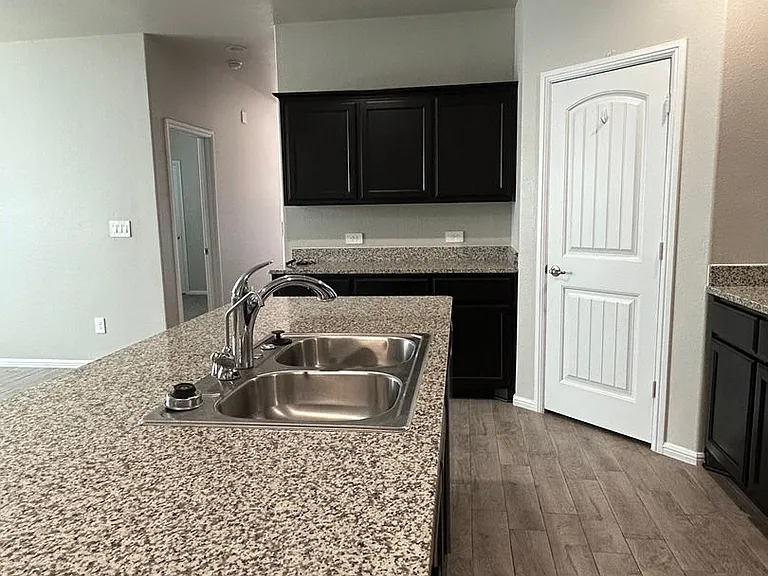 1905 Palo Duro Dr — Photo 8