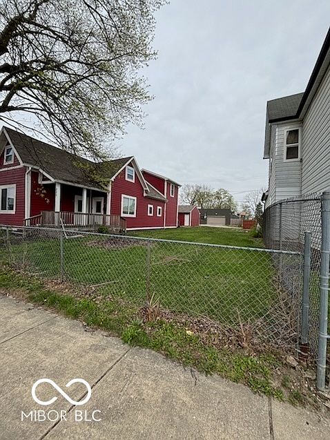2nd image of 229 McKim Ave