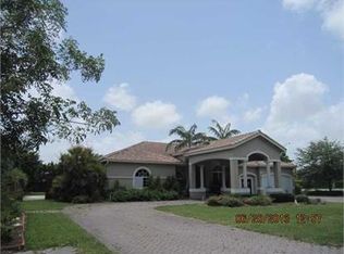 18450 SW 132nd Ave, Miami, FL 33177