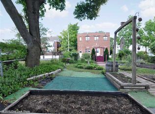 37 Moorefield St, Providence, RI 02909