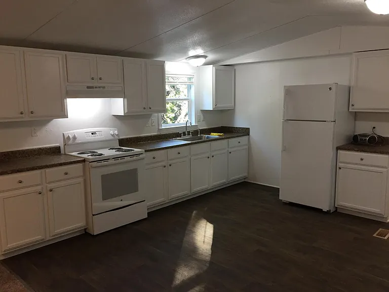 131 Pearl — Photo 3