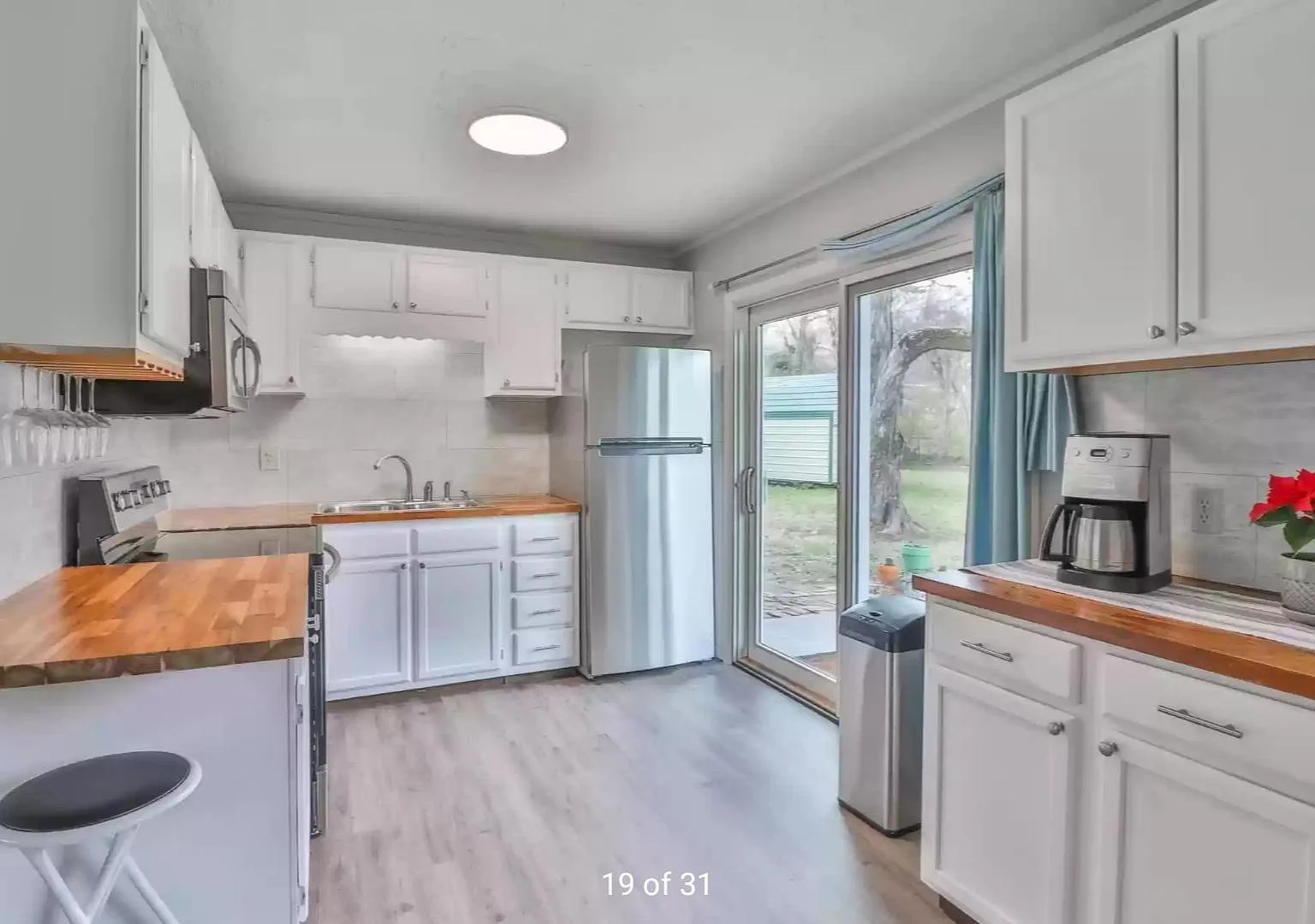 7807 Westacres Dr — Photo 4