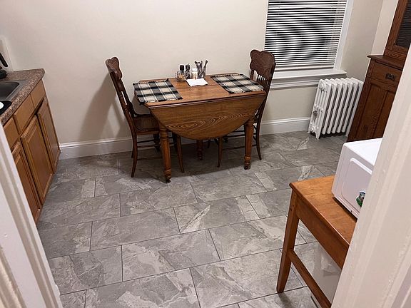 3rd image of 460 Franklin Ave APT B6