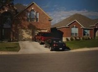 9227 Putnam Dr, Helotes, TX 78023