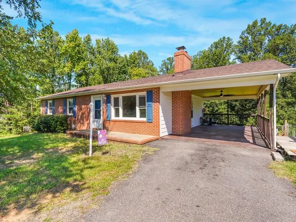 195 Berea Church Rd, Fredericksburg, VA 22406