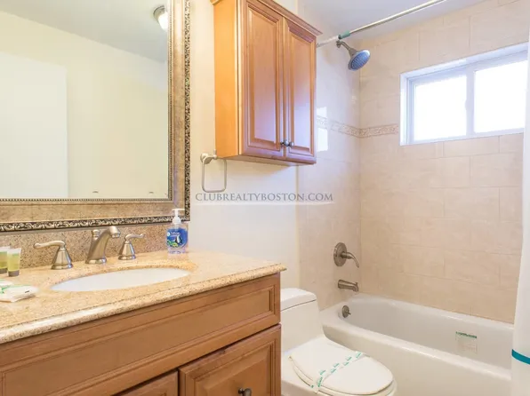 37 Oxford Cir, Belmont, MA