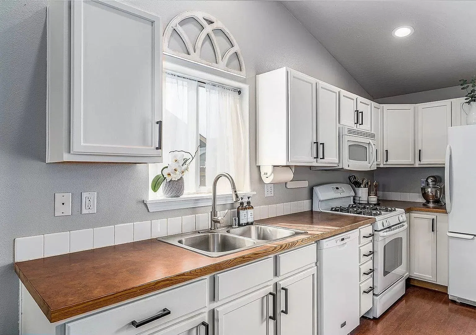 12524 W. Tower Ave. Airway Heights 99001 - NuKey Realty & Property Management LLC — Photo 4