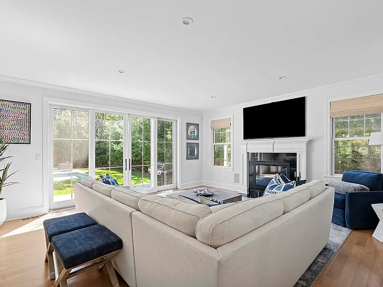 55 Whooping Hollow Rd — Photo 9