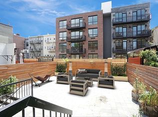 528 47th Ave, Long Island City, NY 11101
