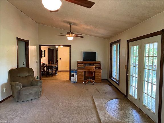 3rd image of 171 Bob O Link Cir