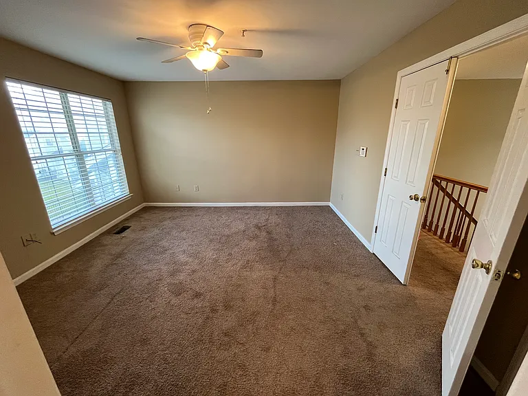 4704 King John Way — Photo 12