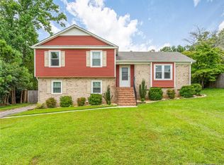 452 Saddle Ridge Rd, Fayetteville, NC 28311