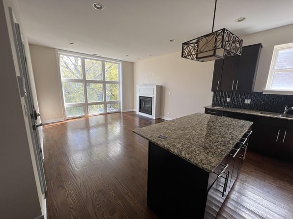 1844 N California Ave