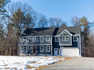 12 Buckhill Rd, Tyngsboro, MA 01879