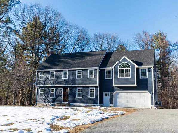 12 Buckhill Rd, Tyngsboro, MA 01879