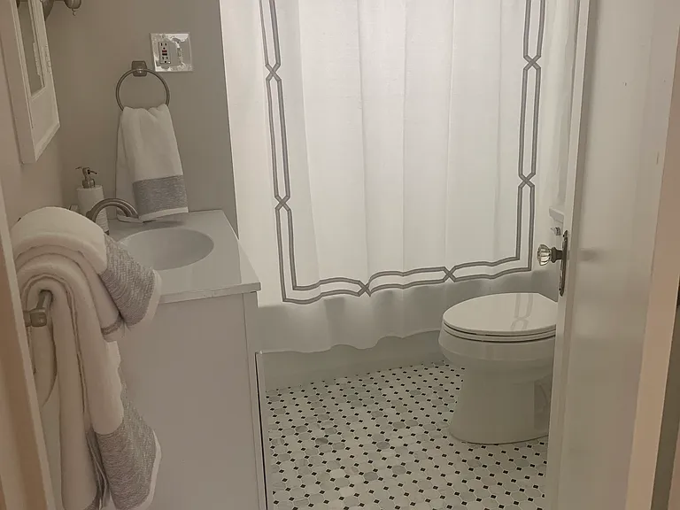 122 Pinewoods Ave #2 — Photo 18