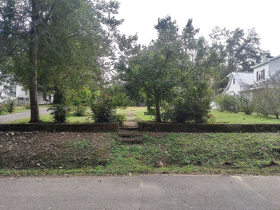 1st image of 205 W Sterrett St
