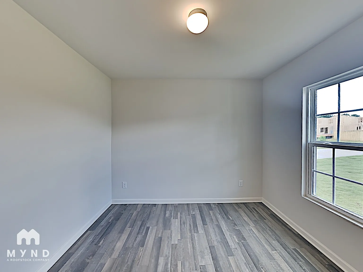 4 bed, 3.0 bath, 1801 sqft, $1,925 — Photo 3