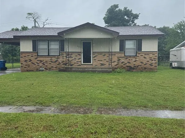 824 Saint Anne Ln, New Madrid, MO 63869