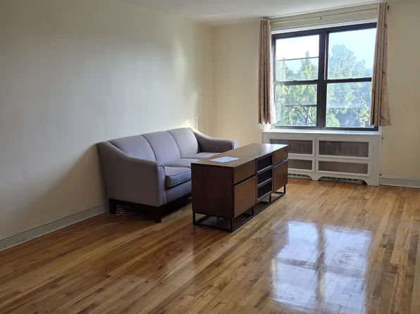 87-09 34th Avenue image 4 of 13