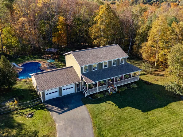 30 Vista Dr, Saranac Lake, NY 12983