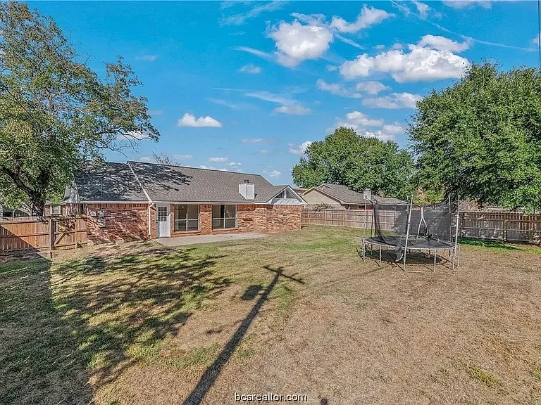 1218 Haley Pl — Photo 19
