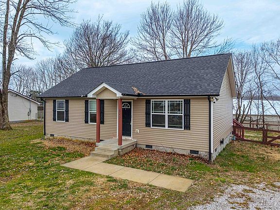 2nd image of 210 Hardin Ave